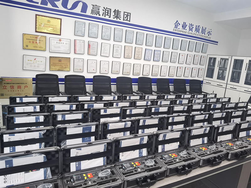 品質(zhì)保證、實(shí)力認(rèn)可！贏潤(rùn)集團(tuán)四合一氣體檢測(cè)儀用于石油化工企業(yè)！